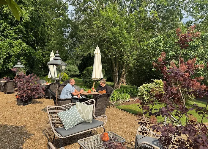 Scarborough Hill Country Inn